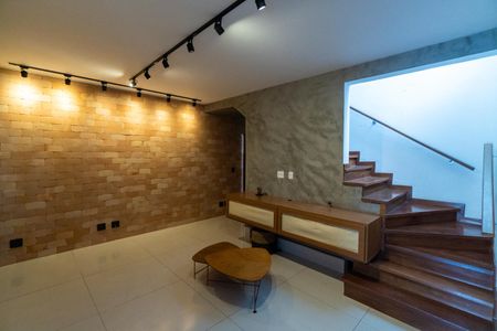 Casa à venda com 250m², 4 quartos e 1 vagaSala