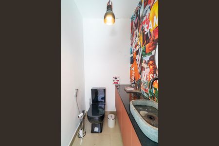 Casa à venda com 250m², 4 quartos e 1 vagaBanheiro de serviço