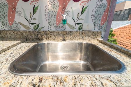 Casa à venda com 250m², 4 quartos e 1 vagaÁrea de Serviço Detalhe