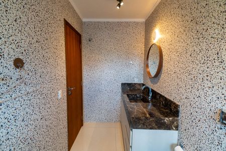 Casa à venda com 250m², 4 quartos e 1 vagaBanheiro da Suíte