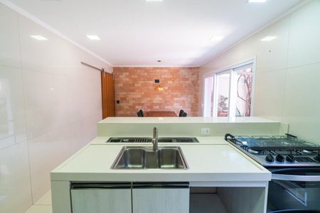 Casa à venda com 250m², 4 quartos e 1 vagaCozinha