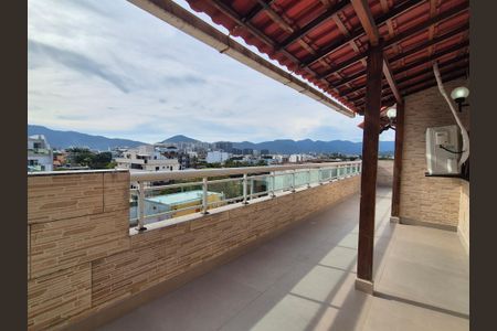 Apartamento à venda com 190m², 3 quartos e 2 vagasCobertura