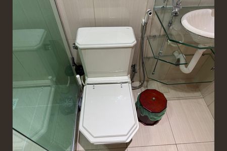 Apartamento à venda com 190m², 3 quartos e 2 vagasSuíte 2 - Banheiro