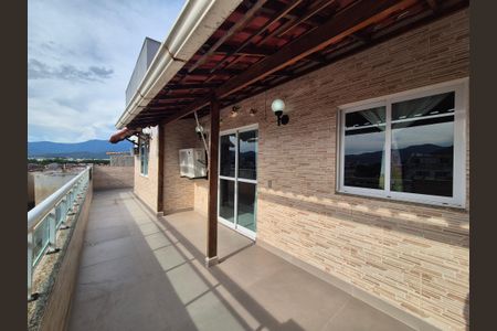 Apartamento à venda com 190m², 3 quartos e 2 vagasCobertura