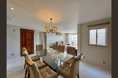 Apartamento à venda com 190m², 3 quartos e 2 vagasSala