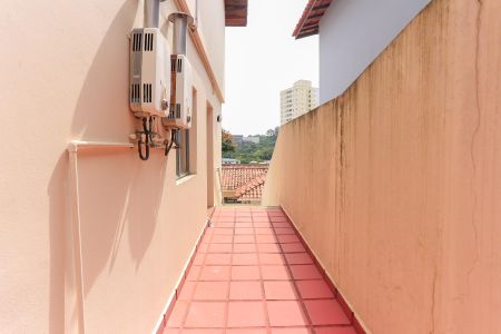 Casa à venda com 204m², 4 quartos e 2 vagasÁrea Externa