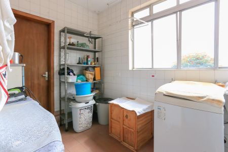 Casa à venda com 204m², 4 quartos e 2 vagasÁrea de Serviço