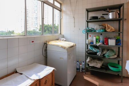 Casa à venda com 204m², 4 quartos e 2 vagasÁrea de Serviço