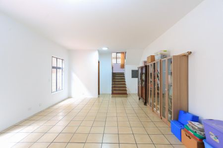 Casa à venda com 204m², 4 quartos e 2 vagasSala 2