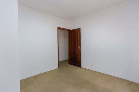 Casa à venda com 204m², 4 quartos e 2 vagasQuarto 1