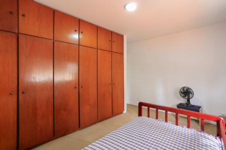 Casa à venda com 204m², 4 quartos e 2 vagasQuarto 3