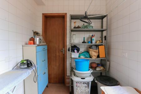 Casa à venda com 204m², 4 quartos e 2 vagasÁrea de Serviço