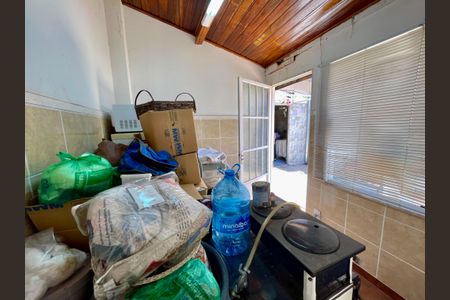 Casa à venda com 329m², 3 quartos e 8 vagas Casa à venda com 329m², 3 quartos e 8 vagasQuarto de Serviço