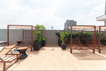 Apartamento para alugar com 24m², 1 quarto e sem vagaÁrea Comum - Piscina