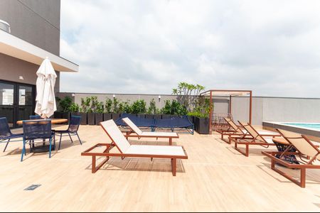 Apartamento para alugar com 24m², 1 quarto e sem vagaÁrea Comum - Piscina