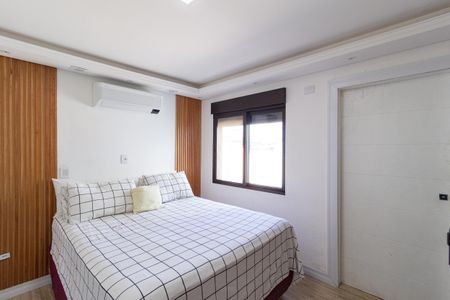 Casa à venda com 81m², 2 quartos e 2 vagas Casa à venda com 81m², 2 quartos e 2 vagasSuíte