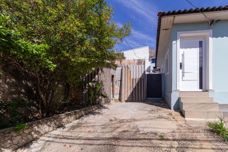 Casa à venda com 81m², 2 quartos e 2 vagas Casa à venda com 81m², 2 quartos e 2 vagasGaragem