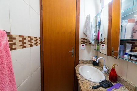 Casa à venda com 118m², 3 quartos e 1 vagaBanheiro da Suíte