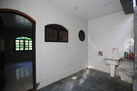 Casa de condomínio à venda com 229m², 4 quartos e 2 vagasÁrea de Serviço