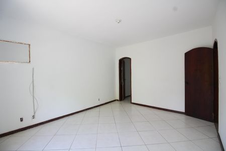 Casa de condomínio à venda com 229m², 4 quartos e 2 vagasQuarto 4 - Suíte