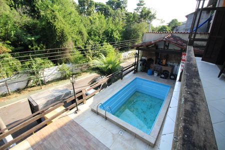 Casa de condomínio à venda com 229m², 4 quartos e 2 vagasSala - Vista