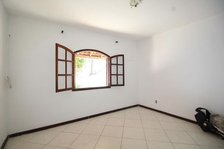 Casa de condomínio à venda com 229m², 4 quartos e 2 vagasQuarto 1