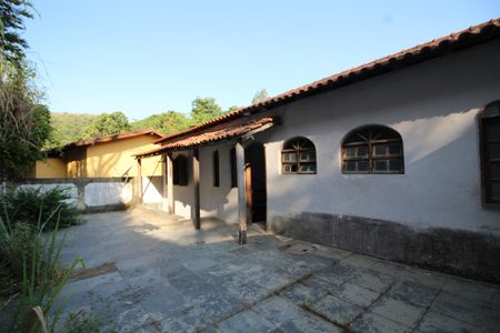 Casa de condomínio à venda com 229m², 4 quartos e 2 vagasTerraço