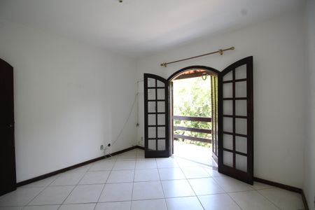 Casa de condomínio à venda com 229m², 4 quartos e 2 vagasQuarto 3