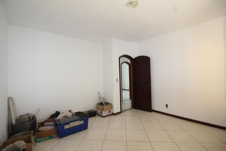 Casa de condomínio à venda com 229m², 4 quartos e 2 vagasQuarto 1