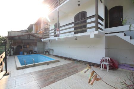 Casa de condomínio à venda com 229m², 4 quartos e 2 vagasÁrea Externa