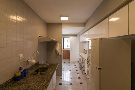 Apartamento à venda com 85m², 2 quartos e 1 vagaCozinha