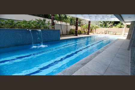 Apartamento à venda com 38m², 1 quarto e 1 vagaÁrea comum - Piscina