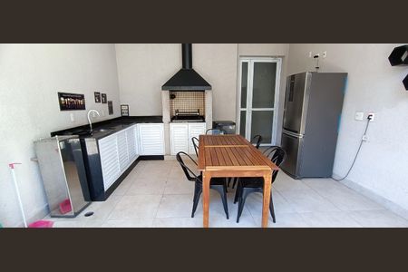 Apartamento à venda com 38m², 1 quarto e 1 vagaÁrea comum - Churrasqueira