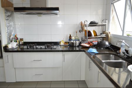 Apartamento para alugar com 205m², 3 quartos e 3 vagasCozinha