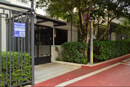 Apartamento para alugar com 205m², 3 quartos e 3 vagasFachada + Plaquinha