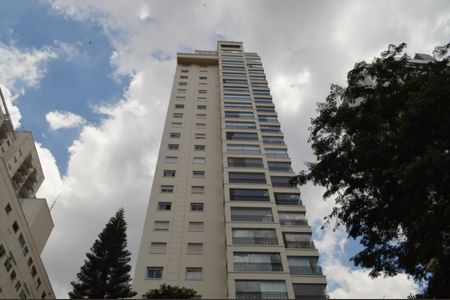 Apartamento para alugar com 205m², 3 quartos e 3 vagasFachada