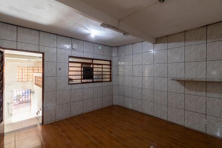 Casa à venda com 297m², 3 quartos e 2 vagas Casa à venda com 297m², 3 quartos e 2 vagasSala