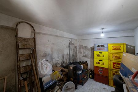 Casa à venda com 297m², 3 quartos e 2 vagas Casa à venda com 297m², 3 quartos e 2 vagasDepósito