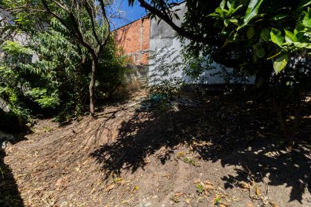 Casa à venda com 297m², 3 quartos e 2 vagas Casa à venda com 297m², 3 quartos e 2 vagasTerreno