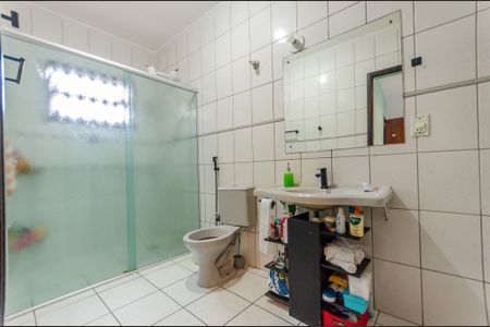 Casa à venda com 101m², 4 quartos e 2 vagas Casa à venda com 101m², 4 quartos e 2 vagasSuíte - Banheiro