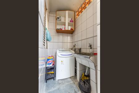 Casa à venda com 101m², 4 quartos e 2 vagas Casa à venda com 101m², 4 quartos e 2 vagasÁrea de Serviço