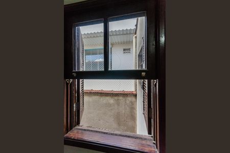 Casa à venda com 101m², 4 quartos e 2 vagas Casa à venda com 101m², 4 quartos e 2 vagasQuarto 2 - Janela