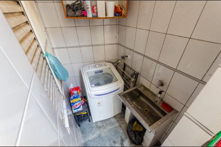 Casa à venda com 101m², 4 quartos e 2 vagas Casa à venda com 101m², 4 quartos e 2 vagasÁrea de Serviço