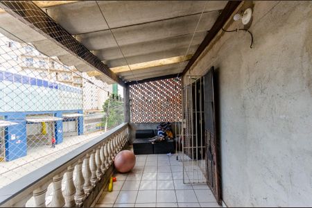 Casa à venda com 101m², 4 quartos e 2 vagas Casa à venda com 101m², 4 quartos e 2 vagasSuíte - Varanda