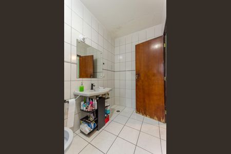 Casa à venda com 101m², 4 quartos e 2 vagas Casa à venda com 101m², 4 quartos e 2 vagasSuíte - Banheiro