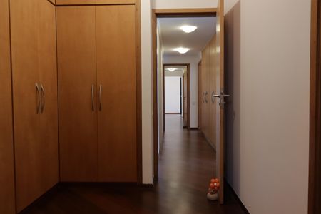 Apartamento à venda com 180m², 3 quartos e 4 vagasCloset da suíte principal