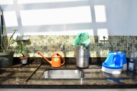 Casa à venda com 100m², 3 quartos e 1 vaga Casa à venda com 100m², 3 quartos e 1 vagaEspaço Gourmet