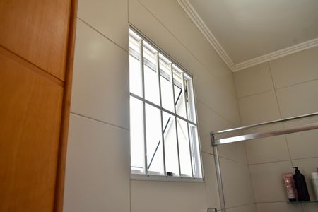 Casa à venda com 100m², 3 quartos e 1 vaga Casa à venda com 100m², 3 quartos e 1 vagaBanheiro Social 1