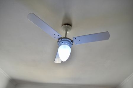 Casa à venda com 100m², 3 quartos e 1 vaga Casa à venda com 100m², 3 quartos e 1 vagaQuarto 1