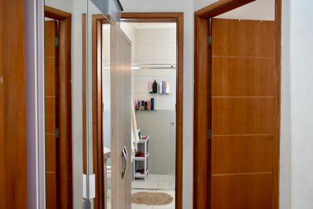 Casa à venda com 100m², 3 quartos e 1 vaga Casa à venda com 100m², 3 quartos e 1 vagaBanheiro Social 1